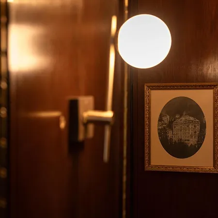 The Eighteen86 By Keyone